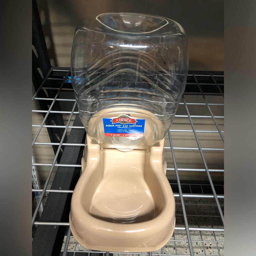 Aqua Flow Cream Automatic Cat Waterer - Refillable Pet Fountain